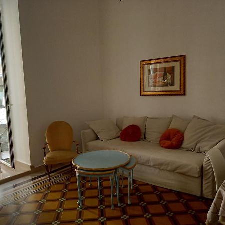 Dante Alighieri House Apartment Бари Екстериор снимка