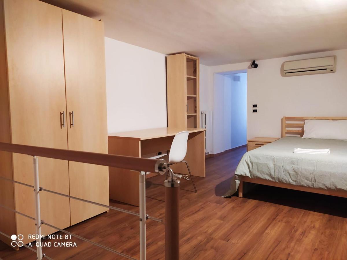 Dante Alighieri House Apartment Бари Екстериор снимка