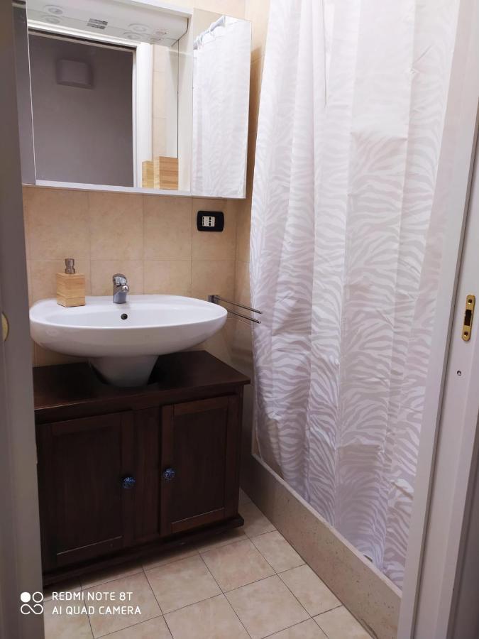 Dante Alighieri House Apartment Бари Екстериор снимка